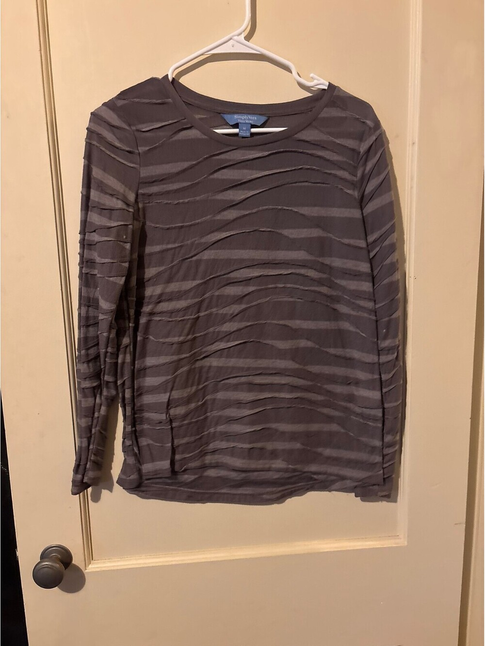 Simply Vera Vera Wang Women's Medium Long Sleeve Textured Top